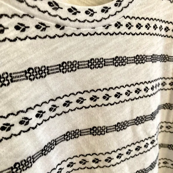 LOFT Top - Picture 2 of 5